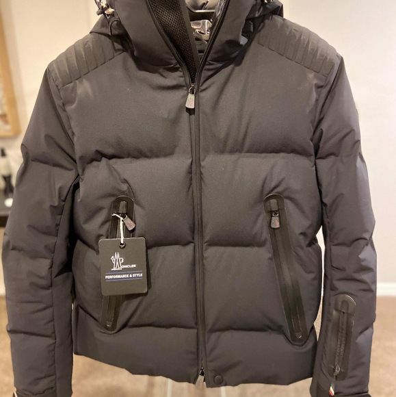 calaita moncler